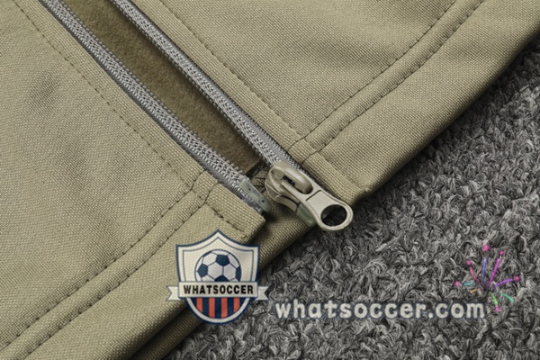 FC Liverpool Yellow Hooded Jacket 2021-2022
