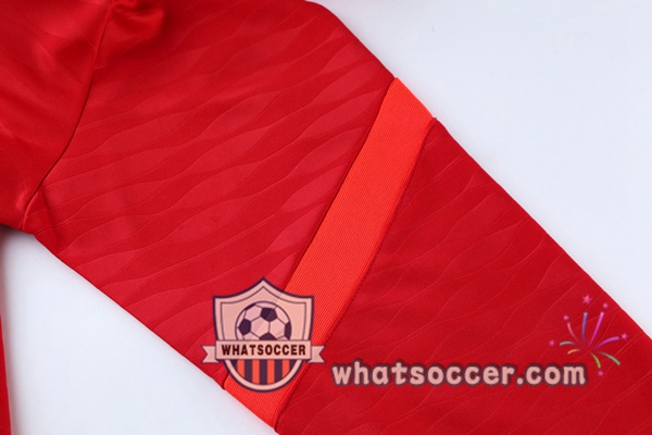 FC Liverpool Red Tracksuit 2021-2022