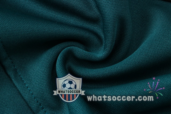 FC Liverpool Black Training Jacket 2021-2022