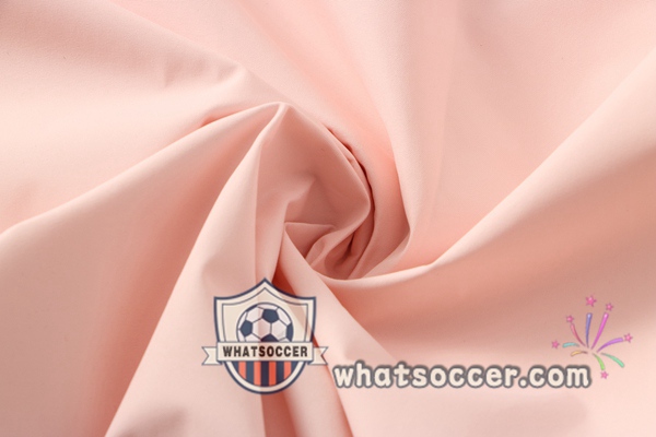Juventus Rose Windbreaker Hoodie 2020-2021