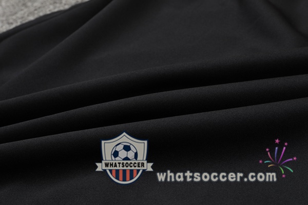 FC Liverpool Black Training Jacket 2021-2022