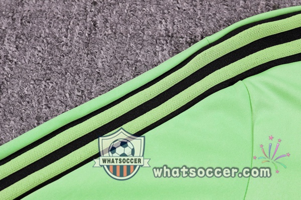 Manchester United Green Tracksuit 2021-2022
