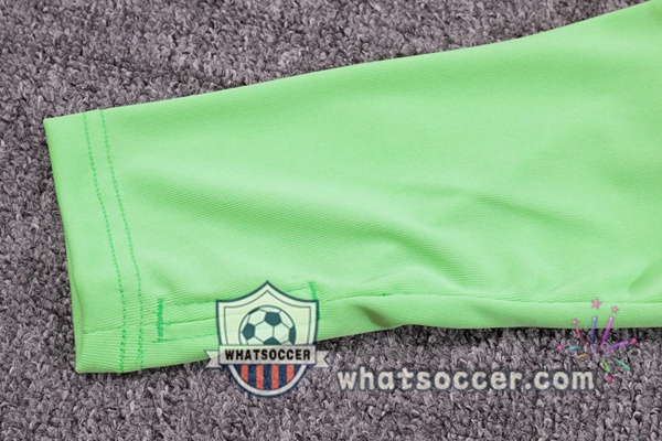 Manchester United Green Tracksuit 2021-2022