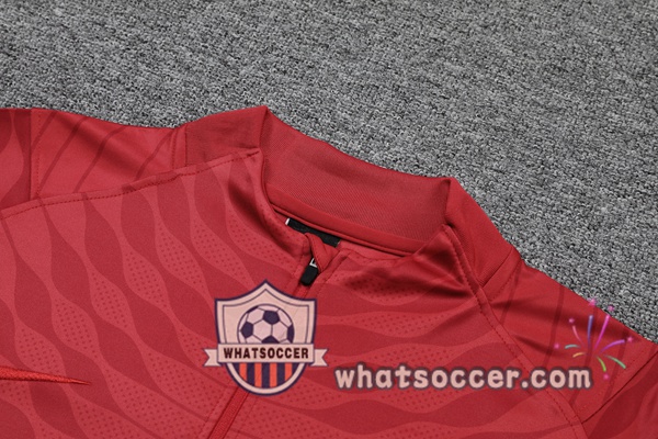 FC Liverpool Red Tracksuit 2021-2022