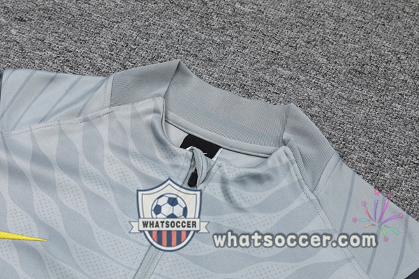 FC Liverpool Gray Tracksuit 2021-2022