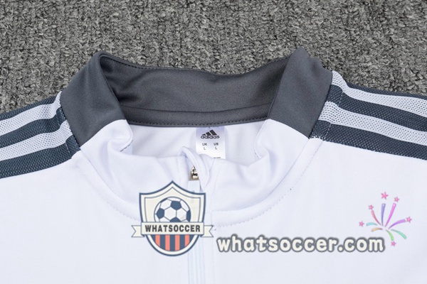 Juventus White Tracksuit 2021-2022