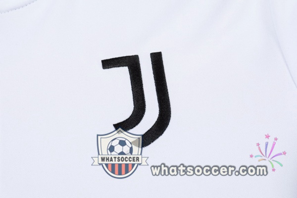 Juventus White Tracksuit 2021-2022