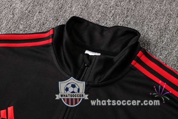 Bayern Munich Black Tracksuit 2021-2022