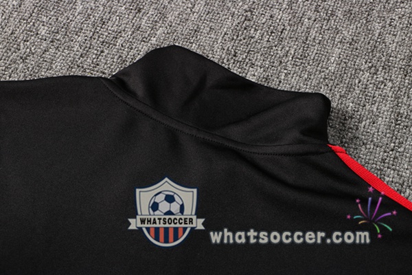 Bayern Munich Black Tracksuit 2021-2022