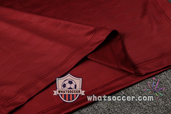 FC Liverpool Red Tracksuit 2021-2022