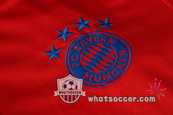 Bayern Munich Red Blue Tracksuit 2021-2022
