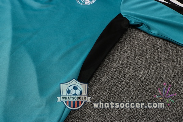 Real Madrid Green Tracksuit 2021-2022