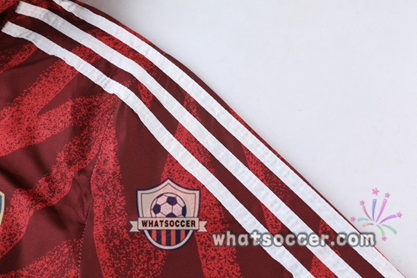 Arsenal Red Windbreaker Hoodie 2021-2022