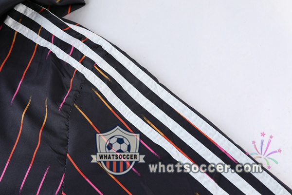 Juventus Black Windbreaker Hoodie 2021-2022