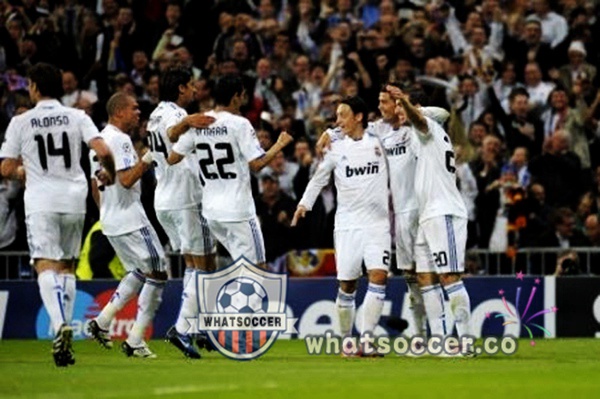 2010-2011 Real Madrid Home Retro Jerseys White